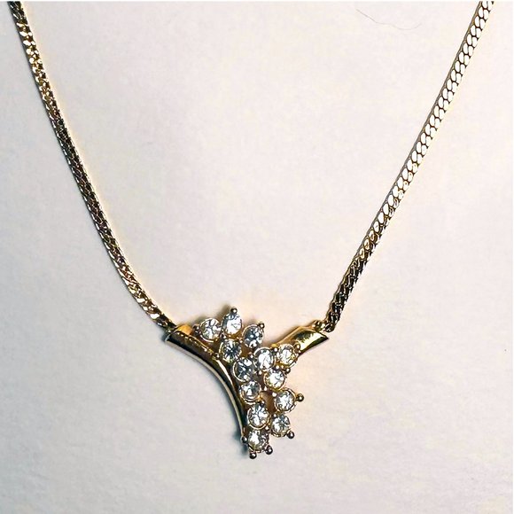 Vintage Avon Goldtone Rhinestone Crescent Cocktail Necklace Herringbone Chain - Picture 2 of 7